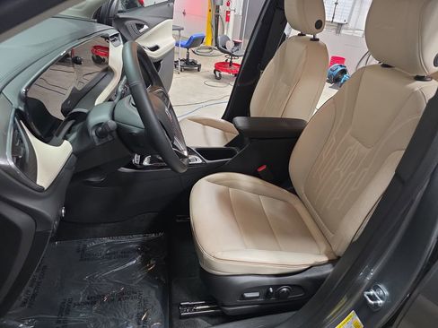 Certified 2024 Buick Encore GX Avenir w/ Avenir Convenience Package image 15