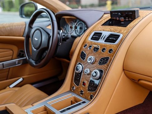 Used 2016 Aston Martin DB9 GT RWD image 27