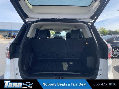 Used 2017 Ford Escape Titanium AWD/4WD image 19