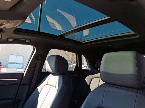 Used 2022 Audi Q3 2.0T Premium Plus image 15