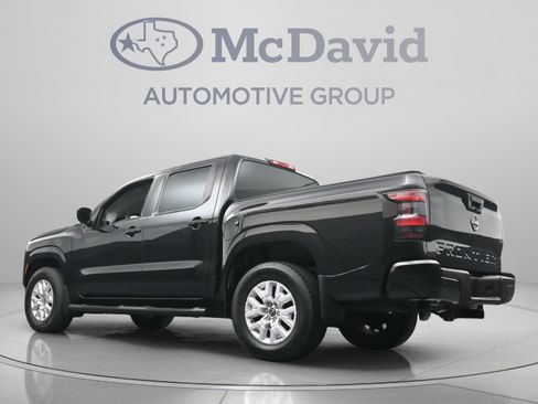 Used 2022 Nissan Frontier SV w/ Technology Package RWD image 28