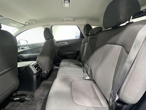 Used 2024 Kia Sportage LX image 22