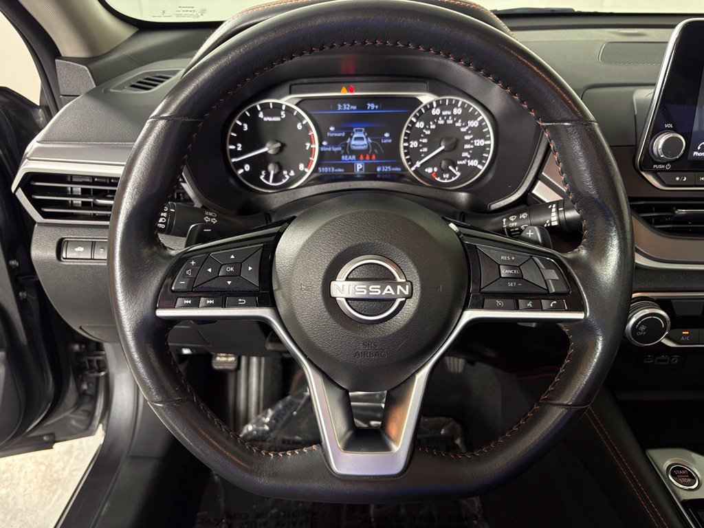 Used 2024 Nissan Altima 2.5 SR FWD image 17