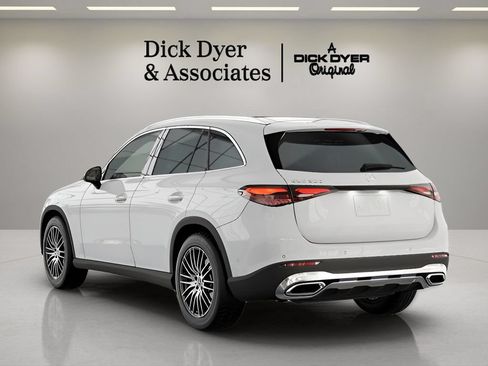 Used 2026 Mercedes-Benz GLC 300 image 24