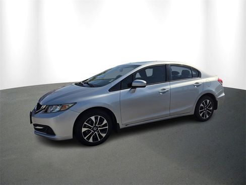 Used 2015 Honda Civic EX image 2