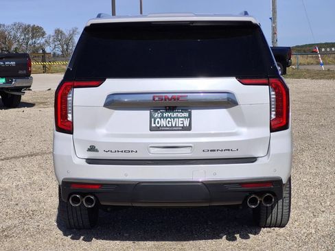 Used 2021 GMC Yukon Denali w/ Denali Premium Package AWD/4WD image 6