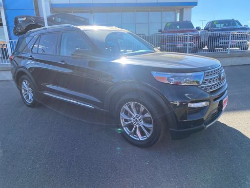 Used 2021 Ford Explorer Limited w/ Equipment Group 301A RWD image 7