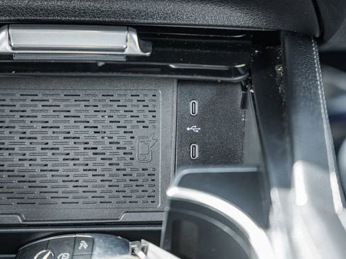 Used 2024 Mercedes-Benz GLE 450e GLE 450e image 24