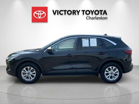 Used 2024 Ford Escape Active w/ Tech Pack #1 AWD/4WD image 2