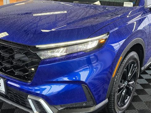 Used 2025 Honda CR-V Sport Touring image 10