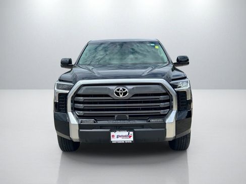 Used 2023 Toyota Tundra Limited w/ Power Package AWD/4WD image 2