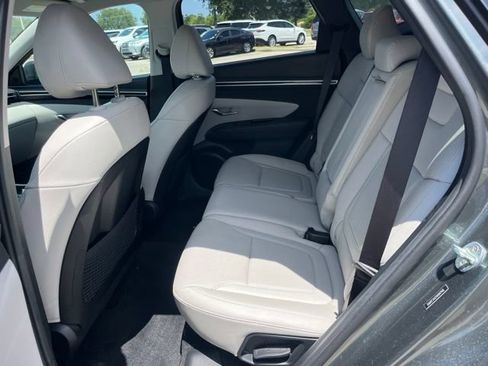 Used 2022 Hyundai Tucson SEL w/ Convenience + Premium Package FWD image 27