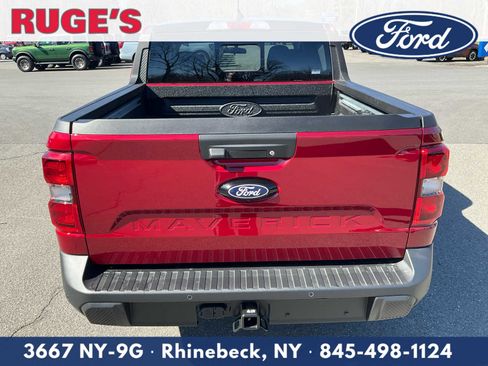 New 2026 Ford Maverick Lariat w/ Black Appearance Package image 4