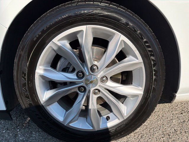 Used 2024 Chevrolet Malibu LT FWD image 9