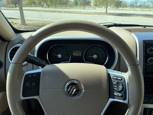 Used 2009 Mercury Mountaineer Premier image 48