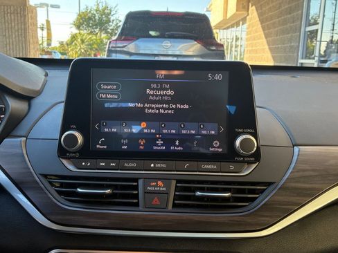 Used 2025 Nissan Altima 2.5 SV image 20