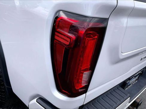 Certified 2022 GMC Sierra 3500 Denali w/ Denali Ultimate Package image 28