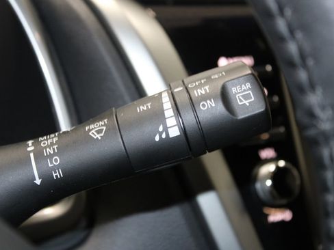 Used 2024 Nissan Murano Platinum image 40