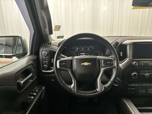 Used 2020 Chevrolet Silverado 1500 LTZ AWD/4WD image 14