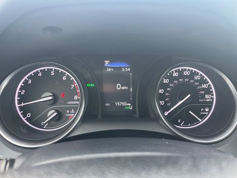 Certified 2024 Toyota Camry SE w/ Convenience Package image 17