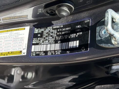 Used 2022 Lexus GX 460 Luxury w/ Accessory Package AWD/4WD image 44