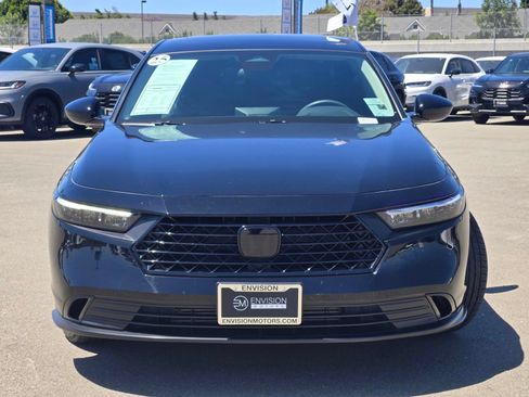 Used 2025 Honda Accord SE image 2