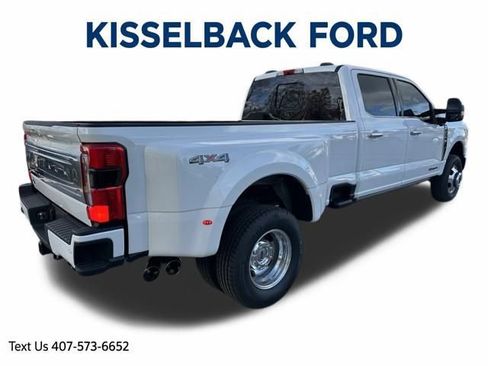 Used 2025 Ford F350 Platinum w/ Platinum Plus Package image 4