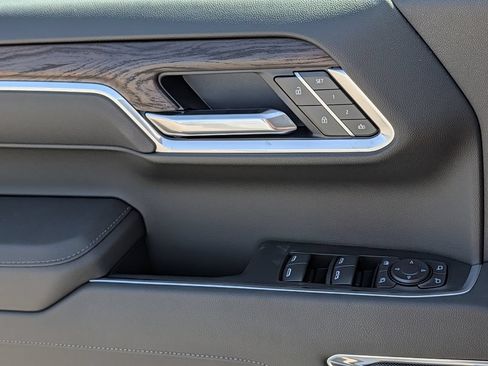 New 2026 GMC Sierra 1500 SLT AWD/4WD image 23