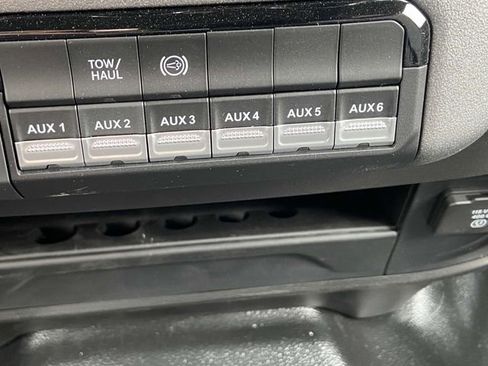 New 2024 RAM 3500 Tradesman w/ Chrome Appearance Group RWD image 20