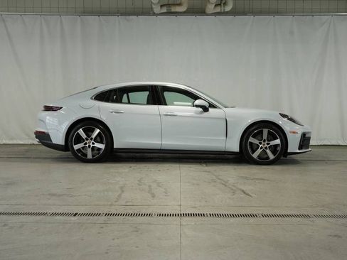 New 2025 Porsche Panamera 4 image 8