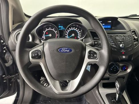Used 2019 Ford Fiesta SE FWD image 11