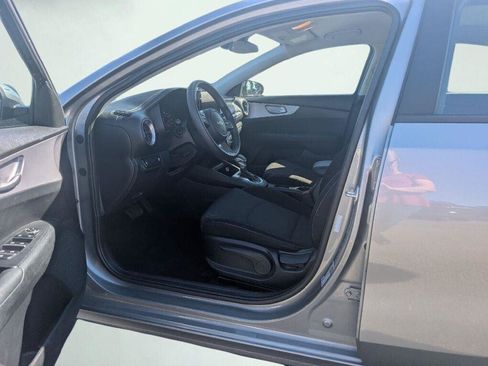 Used 2024 Kia Forte LXS FWD image 29