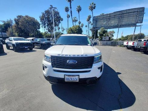 Used 2019 Ford Explorer Sport image 3