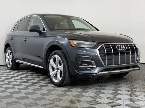 Used 2021 Audi Q5 Prestige AWD/4WD image 7