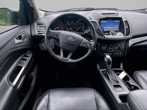 Used 2018 Ford Escape Titanium AWD/4WD image 4