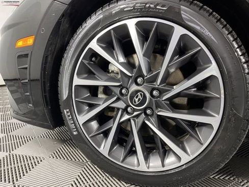 Used 2022 Hyundai Sonata Limited image 14