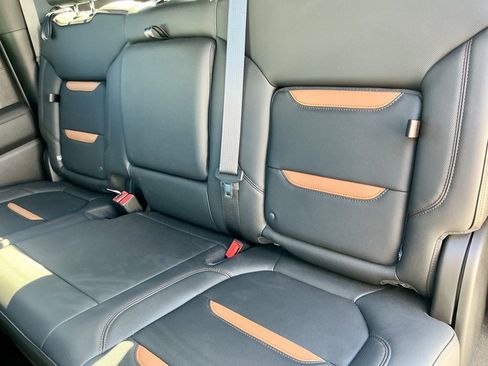 Used 2021 GMC Sierra 1500 AT4 image 34