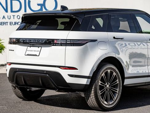 Used 2026 Land Rover Range Rover Evoque S AWD/4WD image 7