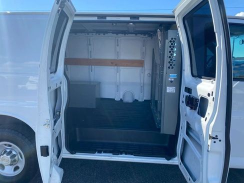 Used 2012 Chevrolet Express 2500 w/ Cold Climate Package image 23