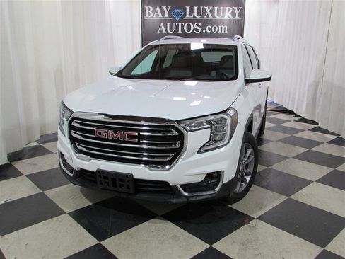 Used 2023 GMC Terrain SLT image 1