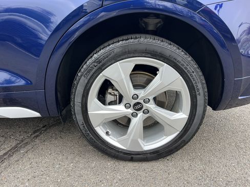 Used 2025 Audi Q5 2.0T Premium Plus w/ Premium Plus Package image 8