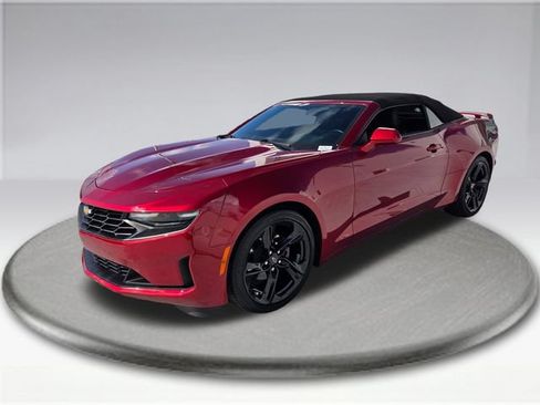 Used 2023 Chevrolet Camaro LT RWD image 15