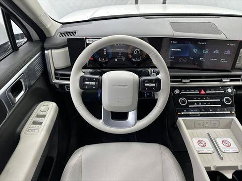 New 2026 Hyundai Santa Fe SE image 23