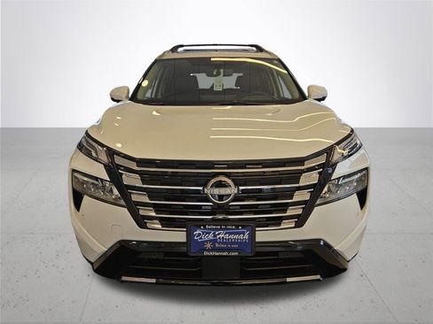 New 2026 Nissan Rogue Platinum w/ Platinum Premium Package image 3