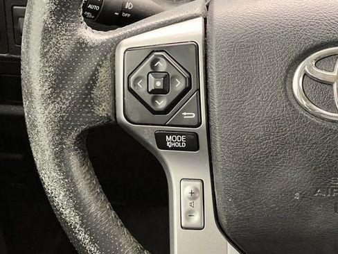 Used 2015 Toyota 4Runner Limited image 12