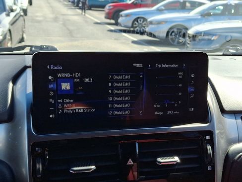 Used 2022 Lexus GX 460 Premium w/ Premium Plus Package image 17