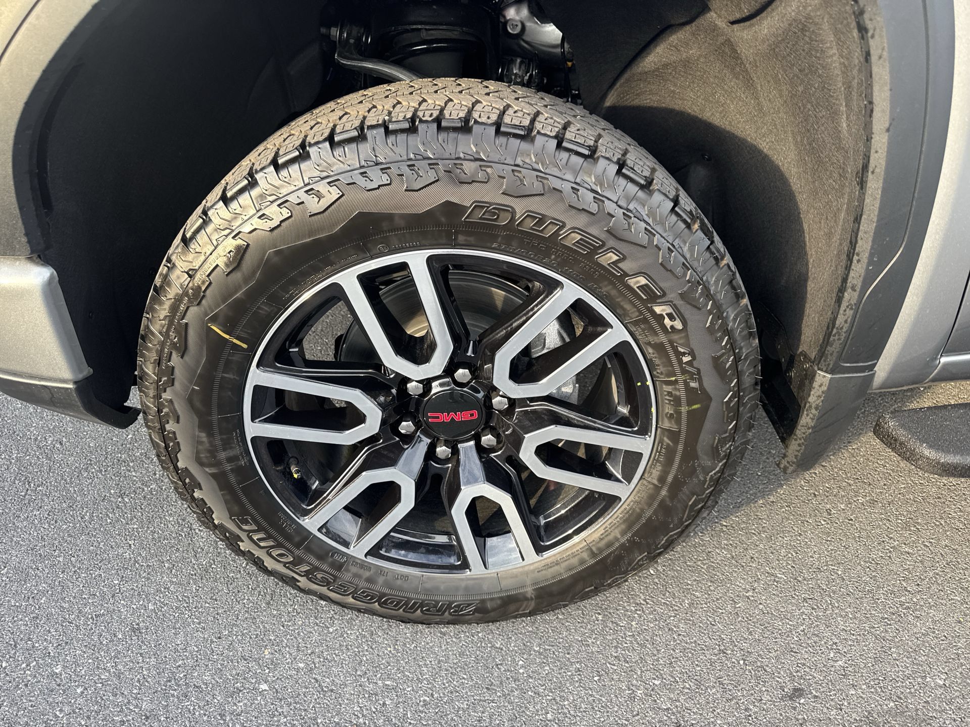 New 2026 GMC Sierra 1500 AT4 w/ AT4 Premium Package AWD/4WD image 19