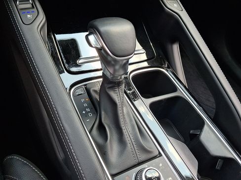 Used 2022 Kia Telluride SX w/ Nightfall Edition Package AWD/4WD image 14