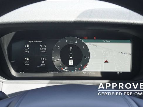Used 2025 Land Rover Range Rover Velar Dynamic SE AWD/4WD image 11