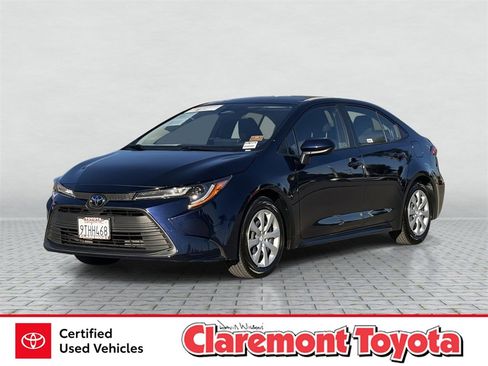 Certified 2025 Toyota Corolla LE image 1